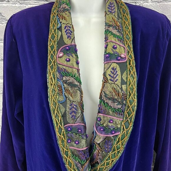 Victoria's Secret Purple Velvet Jacket vintage Beaded Sequins Size S Metallic - Picture 10 of 14